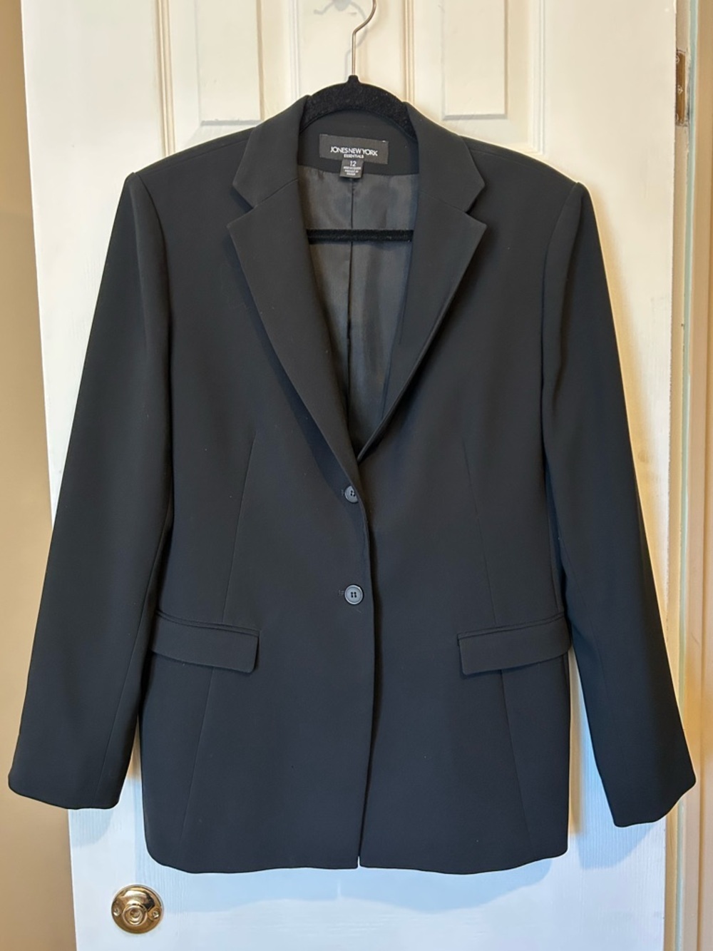 Women’s Jones New York Black Classic Notch Lapel Blazer - size 12